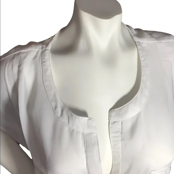 LIVE 4 TRUTH Sheer White Blouse with Gold Tone pocket accents SIZE XL - Picture 3 of 6